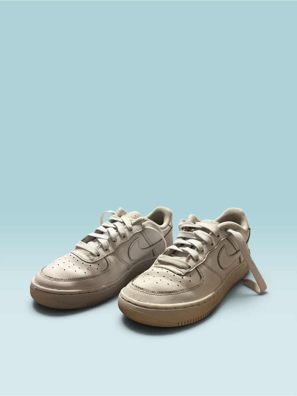 Nike Air Force 1 Low White Leather Size 5Y